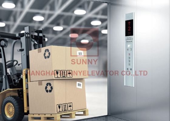 La capacidad 5000KG pintó el elevador de carga de acero con el sistema de control de elevador de VVVF