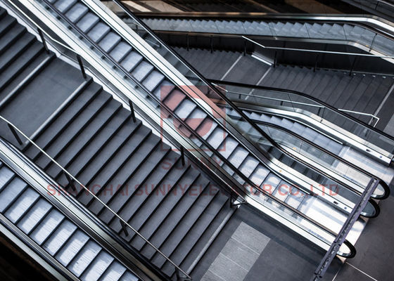 Sistema ahorro de energía interior de la seguridad VVVF de la escalera móvil del centro comercial modificado para requisitos particulares