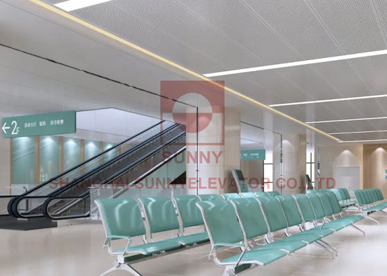 Carga interior segura de poco ruido del elevador 1600kg del hospital para la cama del interno